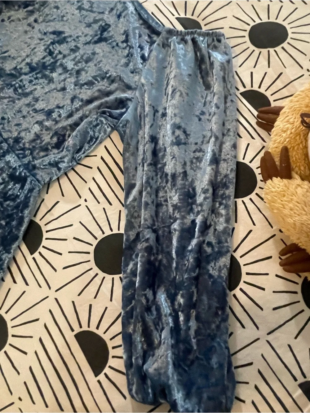 Pretty Forever 21 Girls Crushed Blue Velvet Fit&Flare Dress (Girl’s Sz. 11/12)